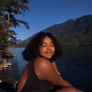 Meet your Posher, Leandra